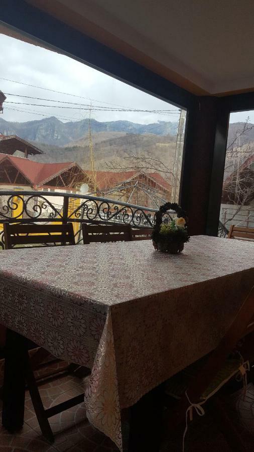 Casa Dodoc Hotel Качулата Екстериор снимка