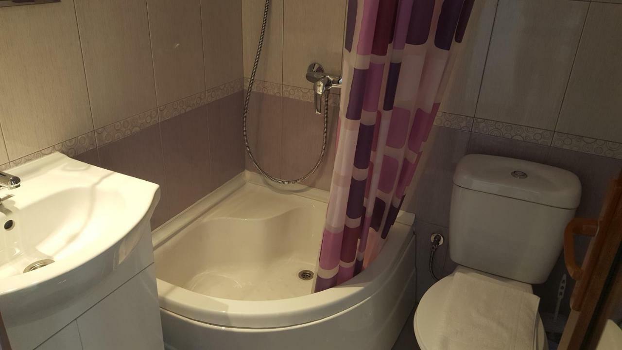 Casa Dodoc Hotel Качулата Екстериор снимка